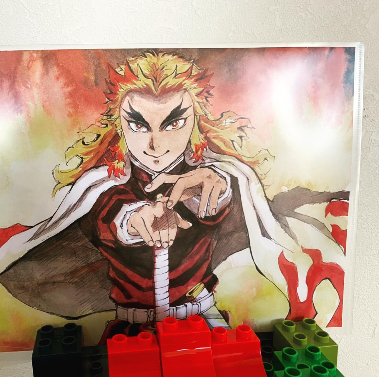 甥っ子の喜ぶ顔が見たくて見たくて、描いてしまいました

LEGOの上に飾ってくれた！