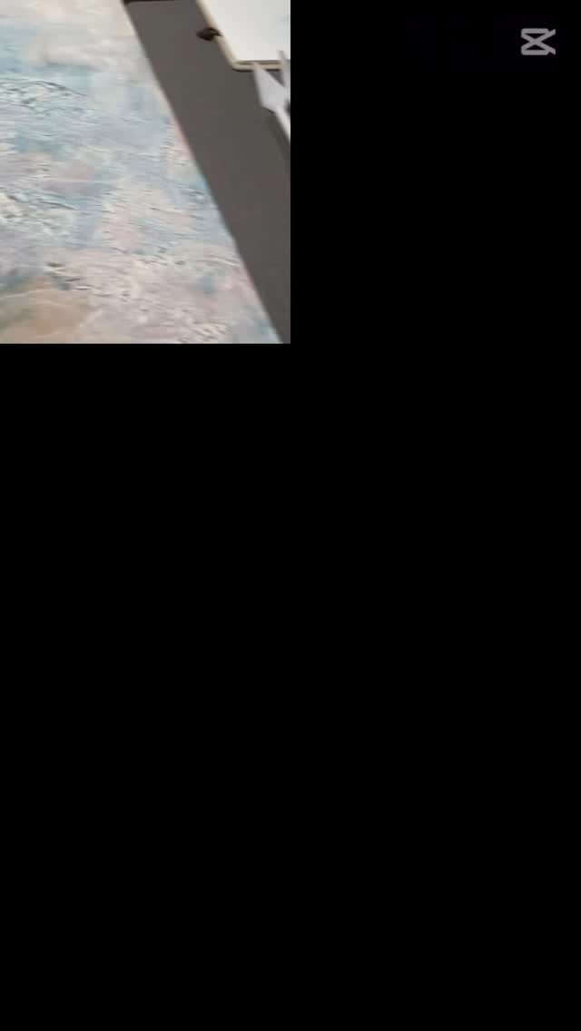 In Progress — from silence to form.
New abstract paintings now released.

Sanctuary Flow｜Sacred Blue

静けさの中から生まれる、色とリズムの響き。
感覚の奥をすくい上げるように、心の深層と向き合って描きました。